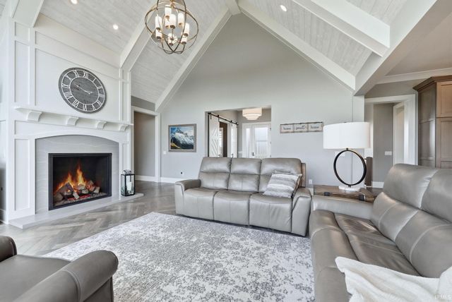 10479 Beaugreen Cove, Leo, IN 46765