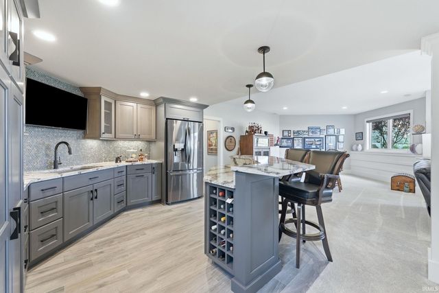 10479 Beaugreen Cove, Leo, IN 46765