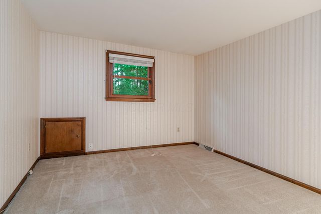 111 N Nob Hill Drive, Gahanna, OH 43230