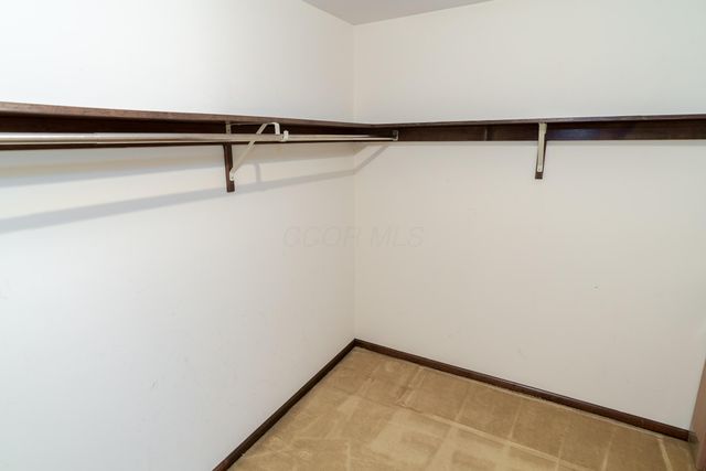 111 N Nob Hill Drive, Gahanna, OH 43230