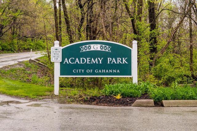 111 N Nob Hill Drive, Gahanna, OH 43230