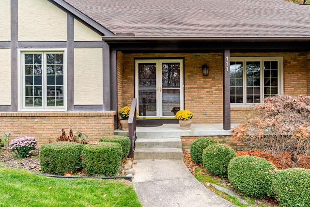 111 N Nob Hill Drive, Gahanna, OH 43230