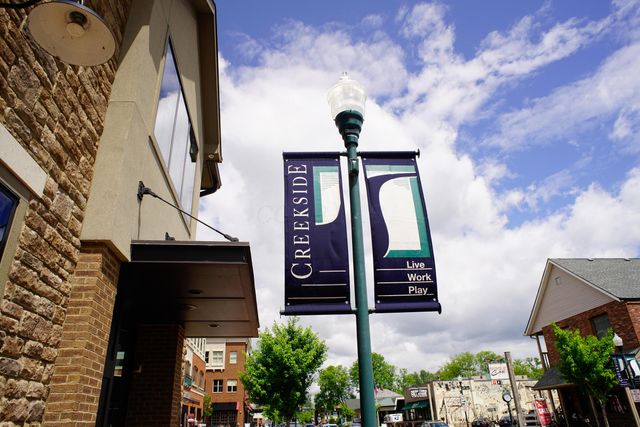 111 N Nob Hill Drive, Gahanna, OH 43230