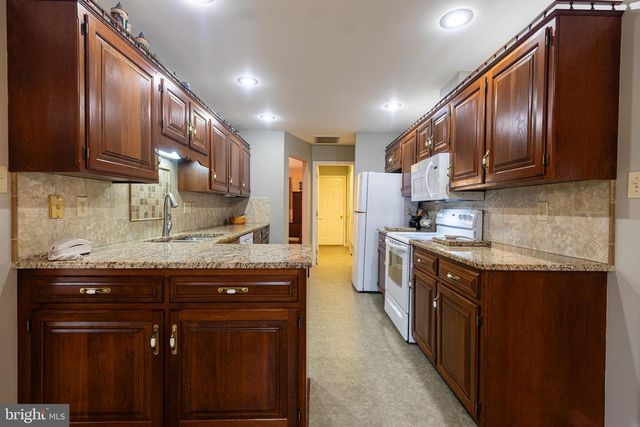 6041 GREENBRIAR TERRACE, Fayetteville, PA 17222