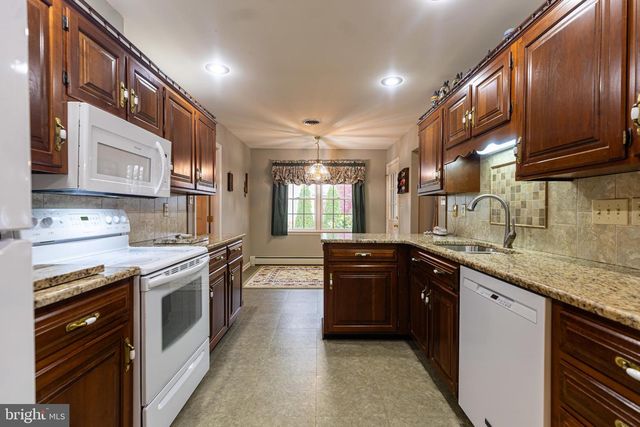 6041 GREENBRIAR TERRACE, Fayetteville, PA 17222