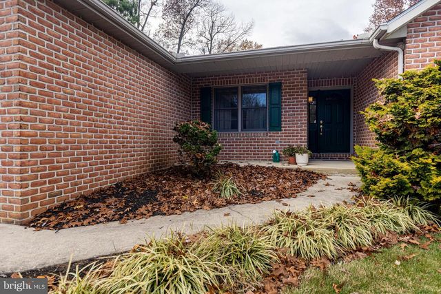 6041 GREENBRIAR TERRACE, Fayetteville, PA 17222