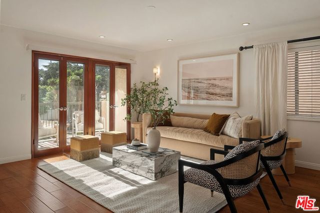 907 12th Street 4, Santa Monica, CA 90403