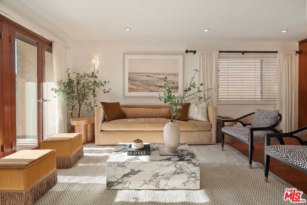 907 12th Street 4, Santa Monica, CA 90403