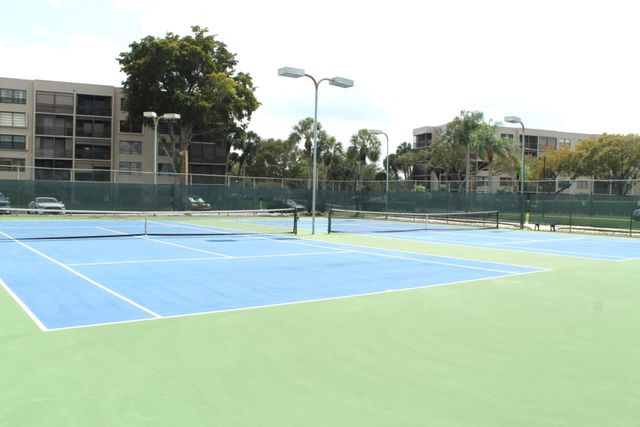 1100 Colony Point Circle Circle 314, Pembroke Pines, FL 33026