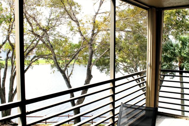 1100 Colony Point Circle Circle 314, Pembroke Pines, FL 33026