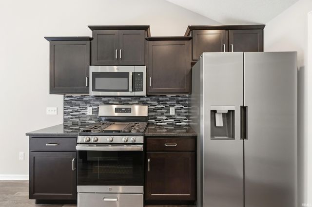 9467 Cappelli Way, Fort Wayne, IN 46825