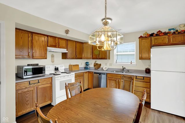 11132 Clearspring Way, Indianapolis, IN 46239