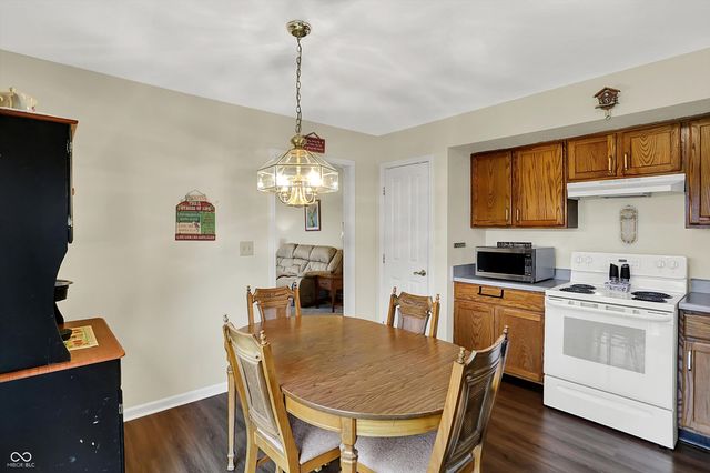 11132 Clearspring Way, Indianapolis, IN 46239