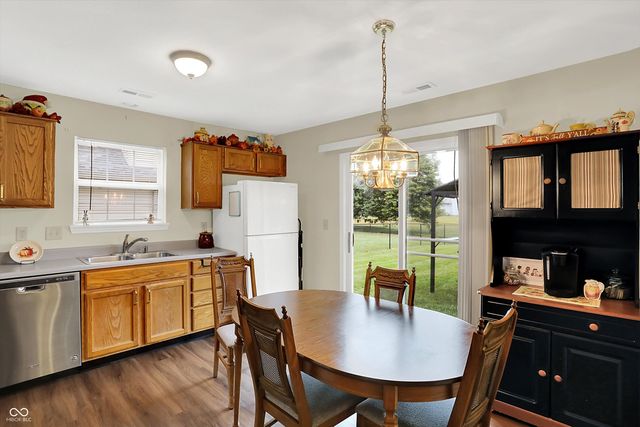 11132 Clearspring Way, Indianapolis, IN 46239