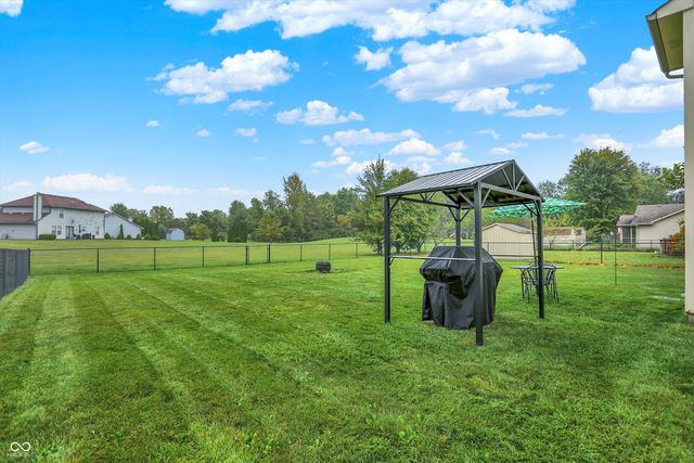 11132 Clearspring Way, Indianapolis, IN 46239