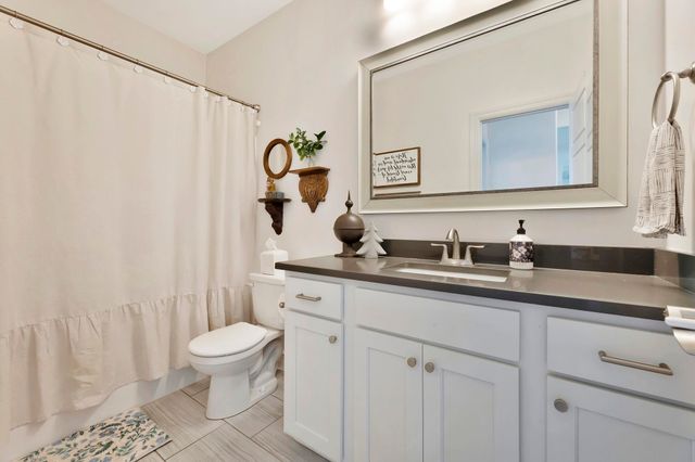 2333 N Silverdale, Andover, KS 67002