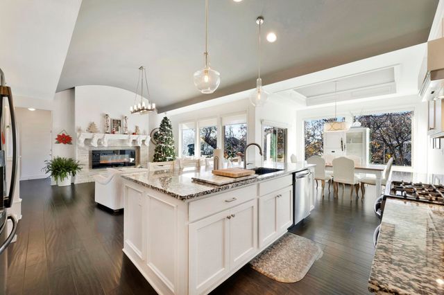 2333 N Silverdale, Andover, KS 67002