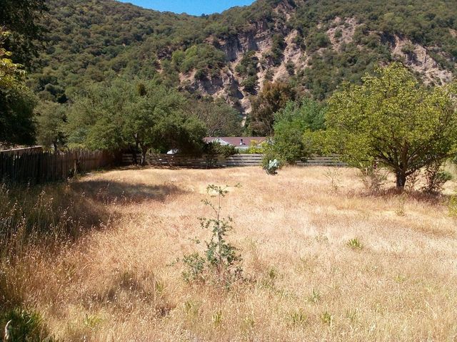 45540 Carmel Valley Road, Greenfield, CA 93927