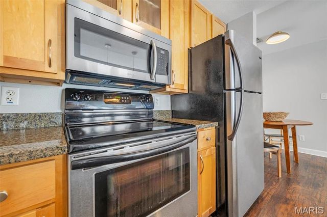 5330 Pershing Avenue 406, St Louis, MO 63112