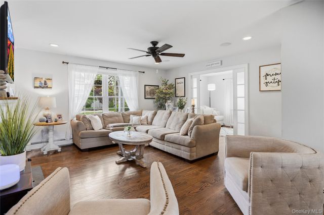 9 Lagoon Boulevard, Massapequa, NY 11758
