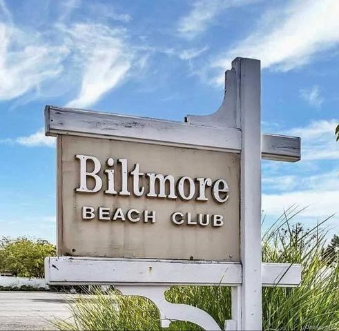 9 Lagoon Boulevard, Massapequa, NY 11758