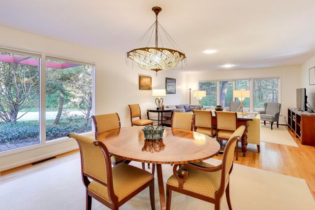 49 Aspen Road, Ogden Dunes, IN 46368