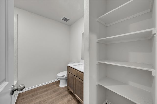 1748 Duskwood Drive, Lancaster, TX 75146