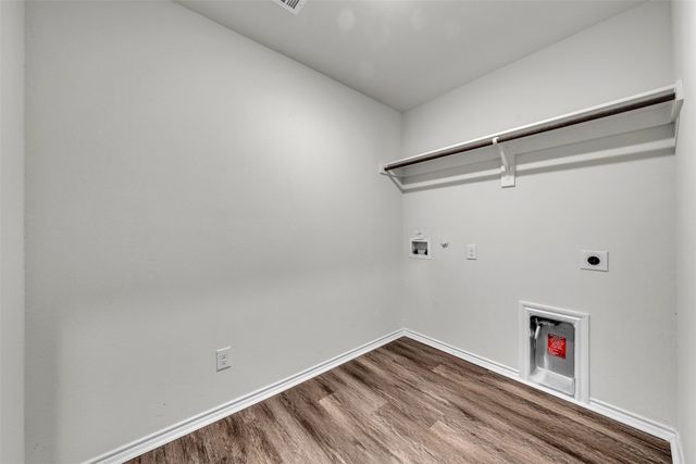 1748 Duskwood Drive, Lancaster, TX 75146