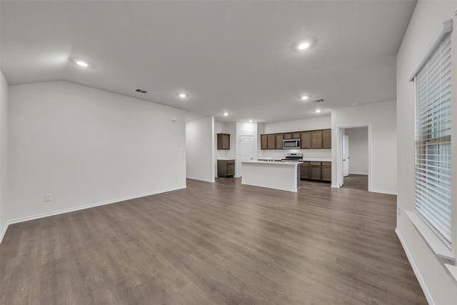 1748 Duskwood Drive, Lancaster, TX 75146