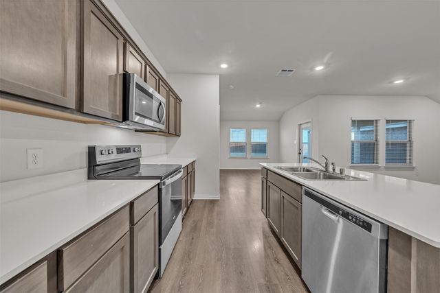 1748 Duskwood Drive, Lancaster, TX 75146