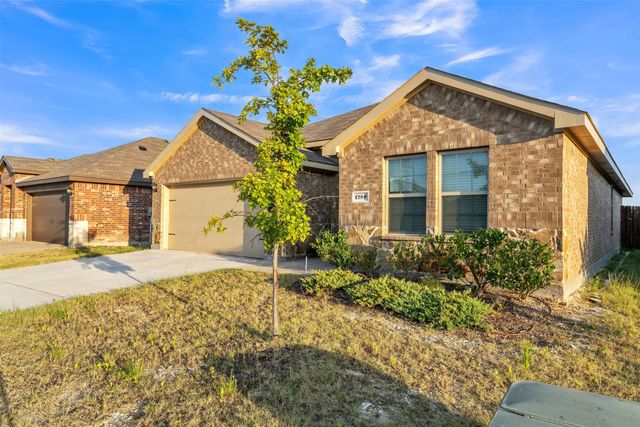 1748 Duskwood Drive, Lancaster, TX 75146