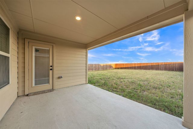 1748 Duskwood Drive, Lancaster, TX 75146