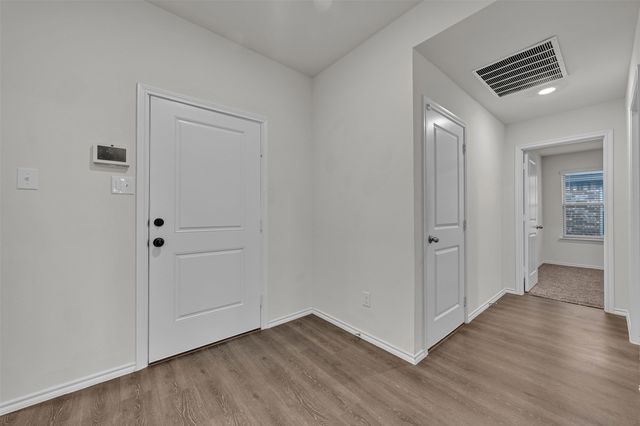 1748 Duskwood Drive, Lancaster, TX 75146