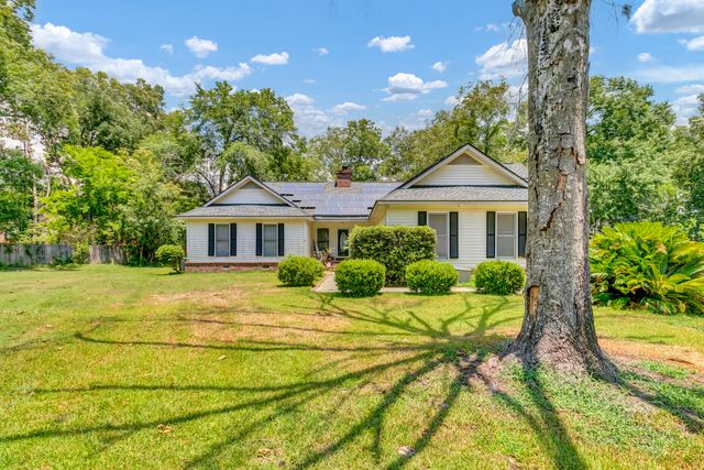 4 Garth Drive, Charleston, SC 29414