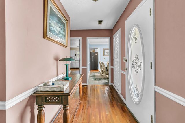 4 Garth Drive, Charleston, SC 29414