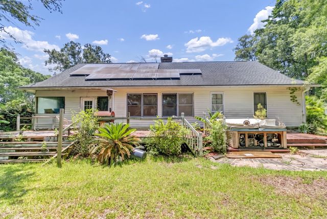4 Garth Drive, Charleston, SC 29414