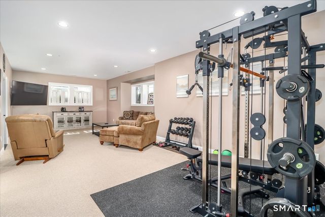 6 Hamlin Court, Brookfield, CT 06804