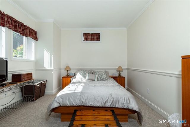 6 Hamlin Court, Brookfield, CT 06804