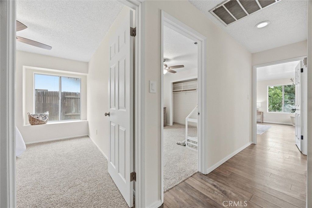 Image 33 of property listing at 9901 Mesa Oak Drive, Bakersfield, CA 93311