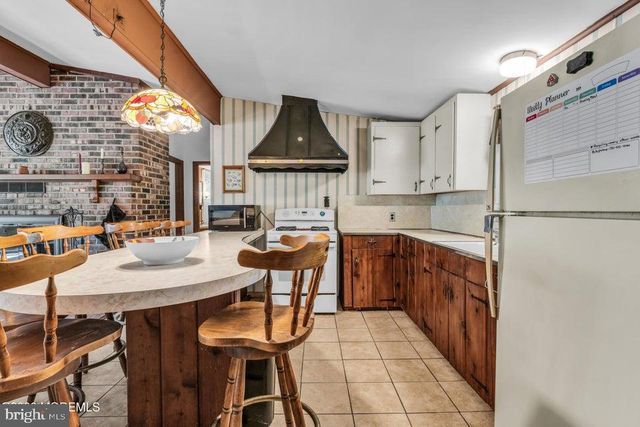 1687 FORGE POND RD, Brick, NJ 08724