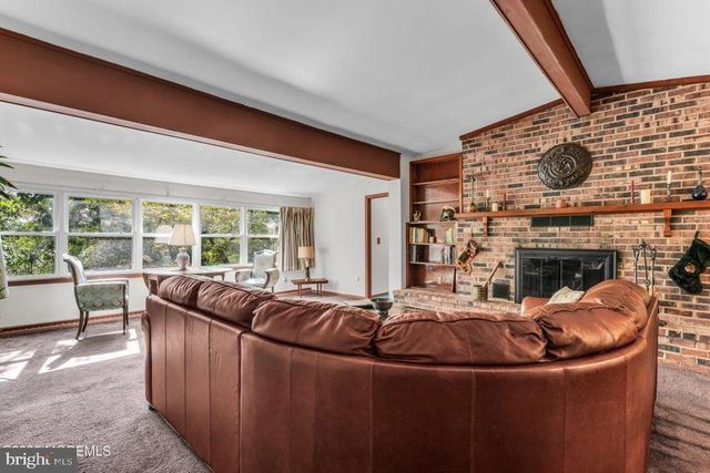 1687 FORGE POND RD, Brick, NJ 08724