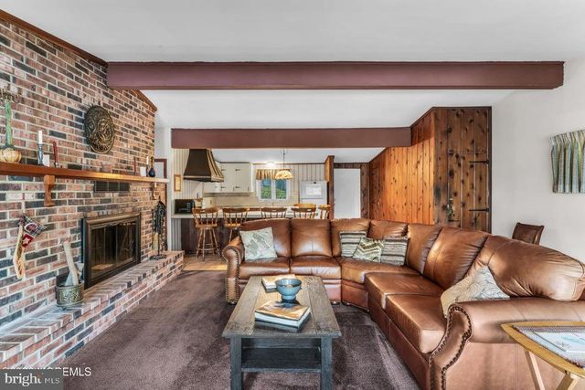 1687 FORGE POND RD, Brick, NJ 08724
