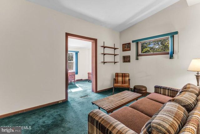 1687 FORGE POND RD, Brick, NJ 08724
