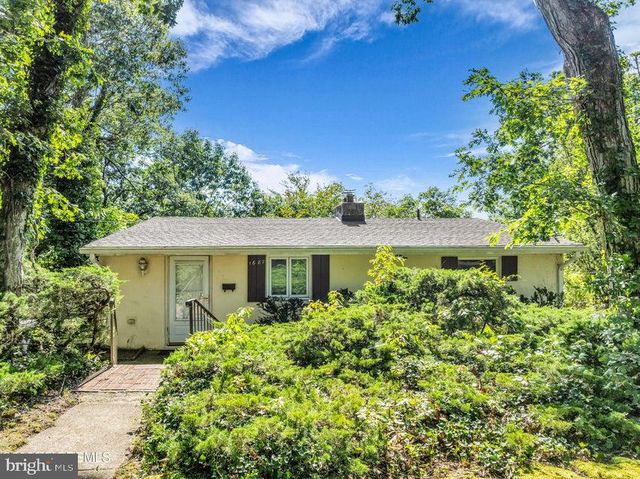 1687 FORGE POND RD, Brick, NJ 08724