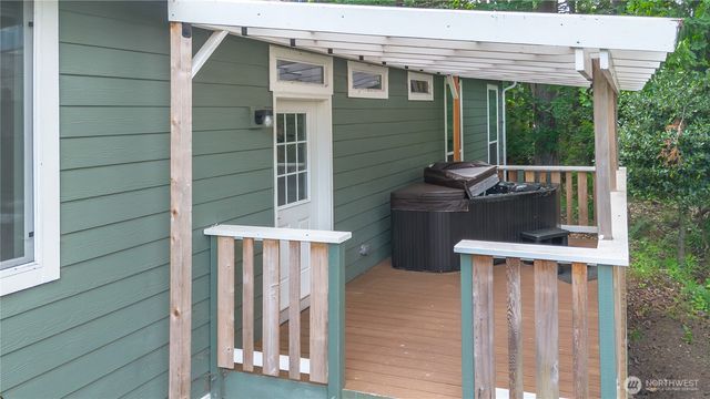 290 Werner Road, Port Ludlow, WA 98365