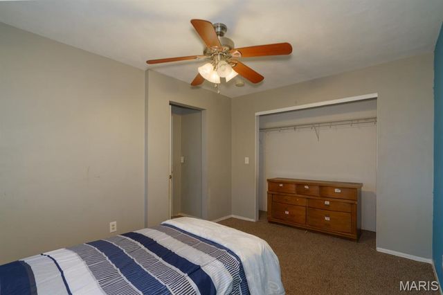 695 Sidney Street, St James, MO 65559