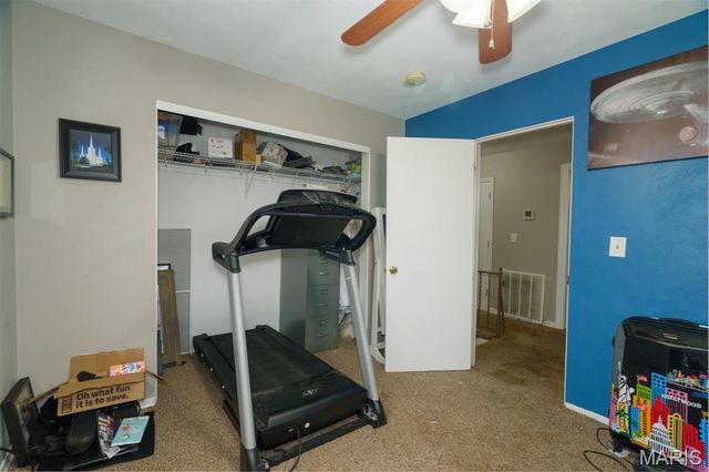 695 Sidney Street, St James, MO 65559