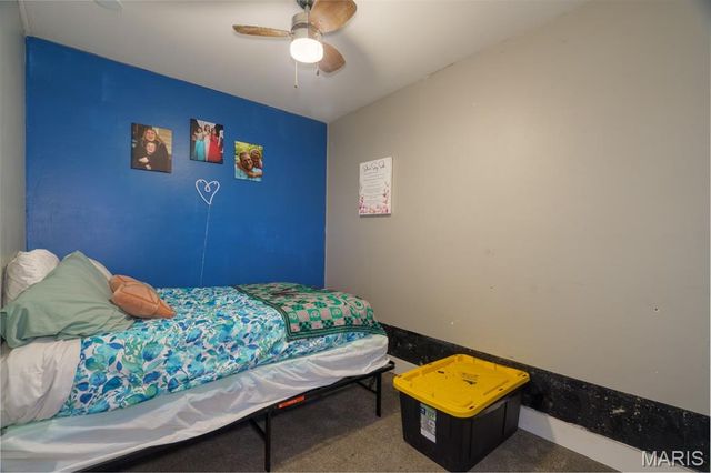 695 Sidney Street, St James, MO 65559