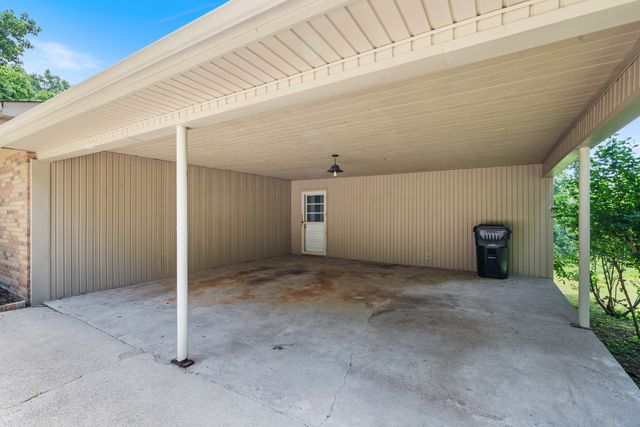 2054 Ridgecrest Cir, Dickson, TN 37055