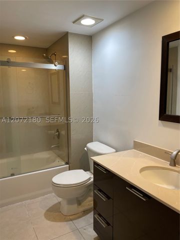 2000 N Bayshore Dr 205, Miami, FL 33137